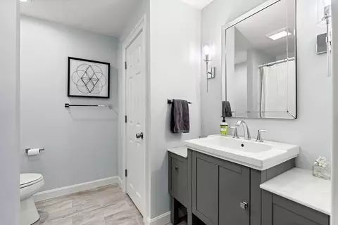 Bath - 17 Fenmere Ave, Wellesley, MA 02482 photo 5 of 5