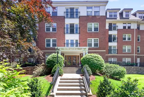 300 Allston St #315, Brighton, MA 02135