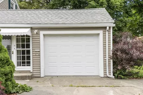 Exterior - 11 Whitla Dr, Worcester, MA 01604 photo 6 of 8