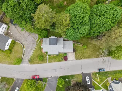 View/Area - 11 Whitla Dr, Worcester, MA 01604 photo 1 of 5
