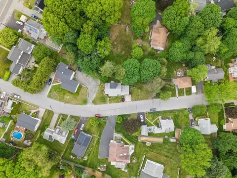 View/Area - 11 Whitla Dr, Worcester, MA 01604 photo 2 of 5