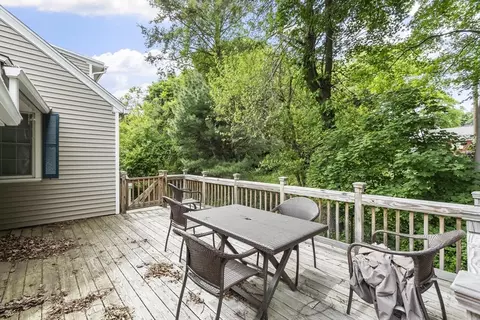 Exterior - 11 Whitla Dr, Worcester, MA 01604 photo 4 of 8