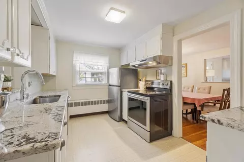 Kitchen - 11 Whitla Dr, Worcester, MA 01604 photo 1 of 5