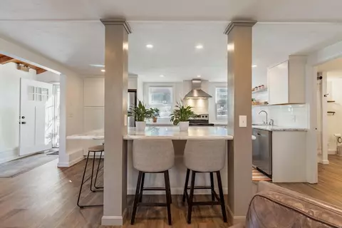 8 North St # -R, Plymouth, MA 02360