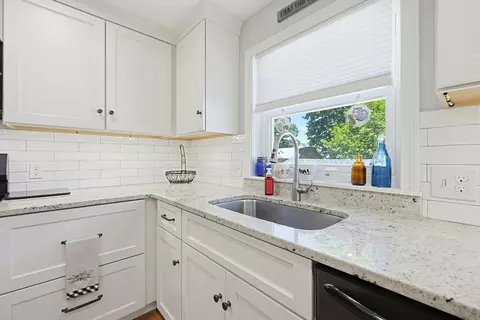 Kitchen - 3 Highcrest Park #3, Webster, MA 01570 photo 5 of 6