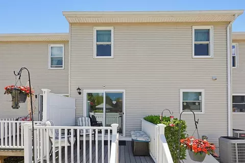 Exterior - 3 Highcrest Park #3, Webster, MA 01570 photo 1 of 7