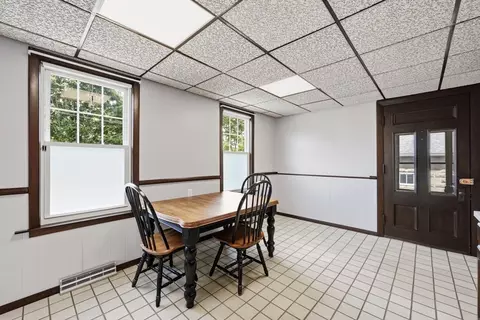 585 Armory St, Springfield, MA 01104 photo 18
