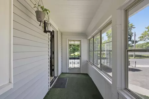 585 Armory St, Springfield, MA 01104 photo 33