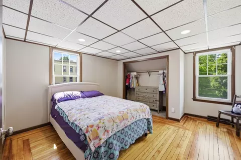 585 Armory St, Springfield, MA 01104 photo 24
