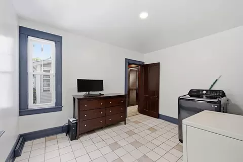 585 Armory St, Springfield, MA 01104 photo 20