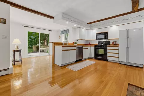 307 Maple St #307, Danvers, MA 01923 photo 7