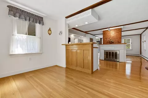 307 Maple St #307, Danvers, MA 01923 photo 12