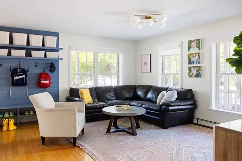 46 Howland St #46, Needham, MA 02492 photo 3