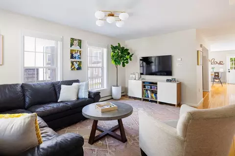 46 Howland St #46, Needham, MA 02492 photo 2