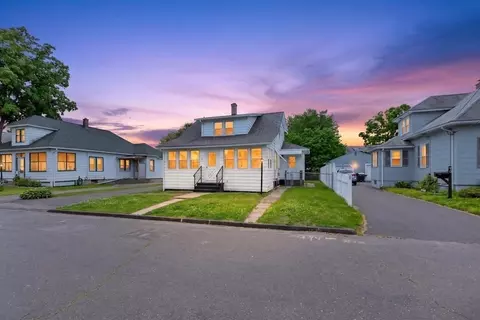 79 Kaveney St, Chicopee, MA 01020