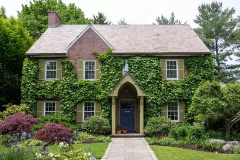 73 Francis Ave, Cambridge, MA 02138