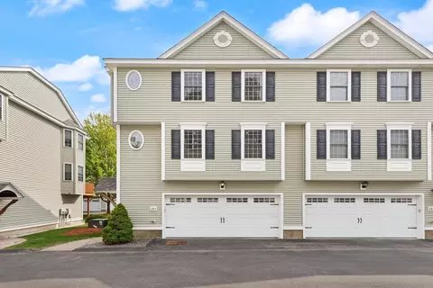 118 Smith St #3, Lowell, MA 01851