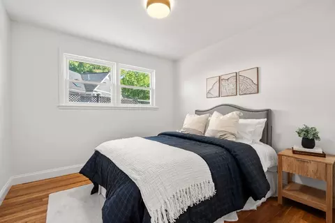 Bedroom - 8 Everett St, Wakefield, MA 01880 photo 2 of 2