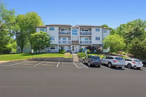 1811 Franklin Crossing Rd #1811, Franklin, MA 02038