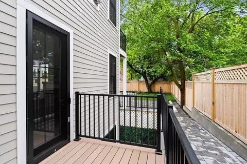 Exterior - 27 Shepard St #5, Brighton, MA 02135 photo 4 of 5