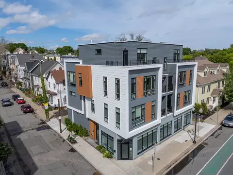 1 Loring St #4, Somerville, MA 02143