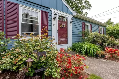 Exterior - 10 Cedarcrest, Canton, MA 02021 photo 2 of 7