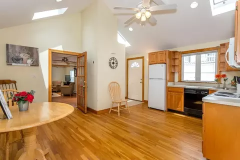 Entry Way - 10 Cedarcrest, Canton, MA 02021 photo 2 of 2