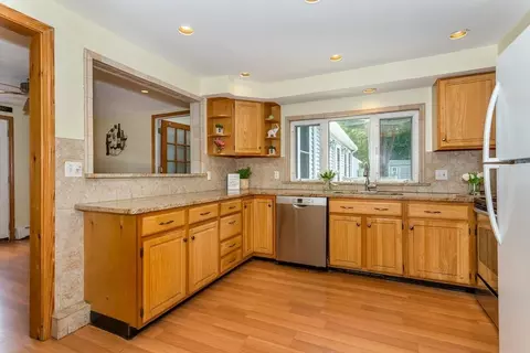 Kitchen - 10 Cedarcrest, Canton, MA 02021 photo 2 of 4