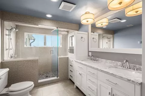 Bath - 35 Doty Ave, Danvers, MA 01923 photo 2 of 5