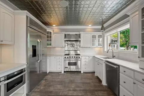 Kitchen - 35 Doty Ave, Danvers, MA 01923 photo 2 of 4