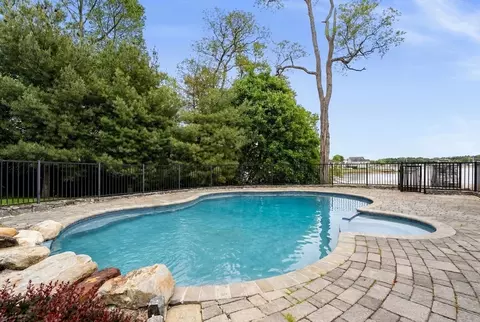Exterior - 35 Doty Ave, Danvers, MA 01923 photo 6 of 8
