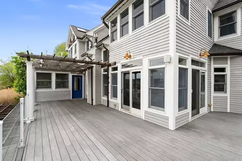 Exterior - 35 Doty Ave, Danvers, MA 01923 photo 3 of 8