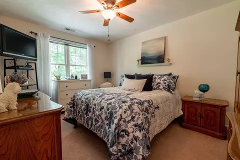 Bedroom - 22 Duluth St, Worcester, MA 01604 photo 1 of 2