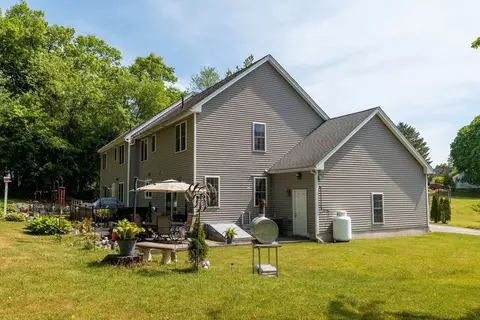 Exterior - 22 Duluth St, Worcester, MA 01604 photo 2 of 7