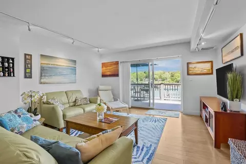 Living - 45 Main St #112, Wareham, MA 02571 photo 2 of 5
