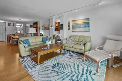 Living - 45 Main St #112, Wareham, MA 02571 photo 4 of 5