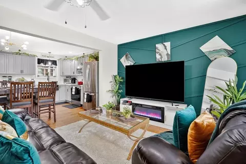 Living - 264 E Main St, Chicopee, MA 01020 photo 1 of 4