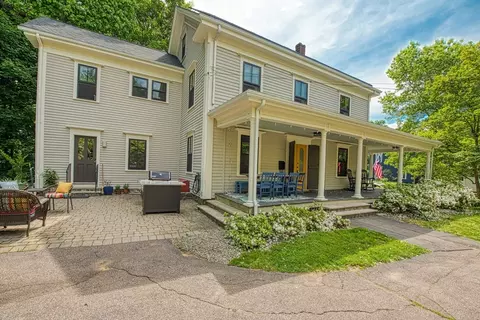 7 Oakland Ave, Easton, MA 02334