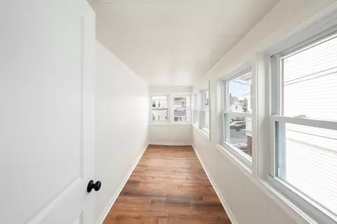 Entry Way - 16 Oakes St, Everett, MA 02149 photo 3 of 5