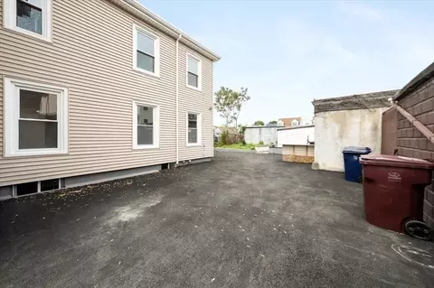 Exterior - 16 Oakes St, Everett, MA 02149 photo 3 of 5