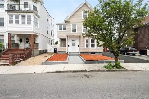 Exterior - 16 Oakes St, Everett, MA 02149 photo 2 of 5