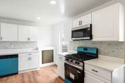 Kitchen - 16 Oakes St, Everett, MA 02149 photo 7 of 8