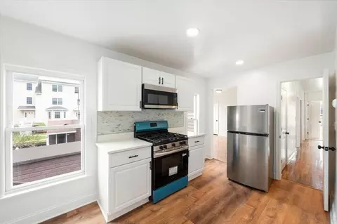 Entry Way - 16 Oakes St, Everett, MA 02149 photo 5 of 5