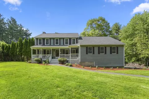 261 Pine Hill Rd, Chelmsford, MA 01824