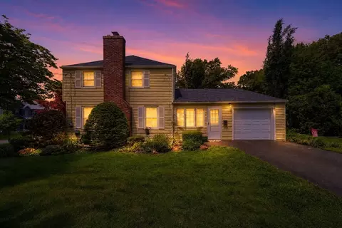 121 Benz St, Springfield, MA 01118 photo 6