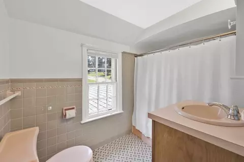 121 Benz St, Springfield, MA 01118 photo 29