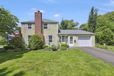 121 Benz St, Springfield, MA 01118 photo 5