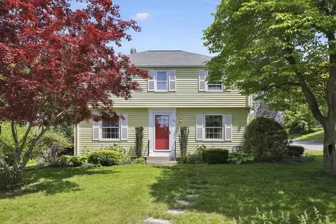 121 Benz St, Springfield, MA 01118