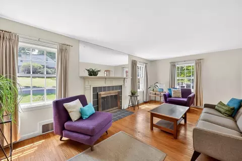 121 Benz St, Springfield, MA 01118 photo 9