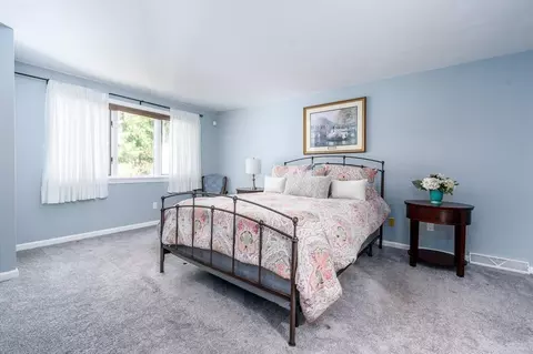 Bedroom - 21 Rolling Green Ln #140, Mashpee, MA 02649 photo 1 of 2